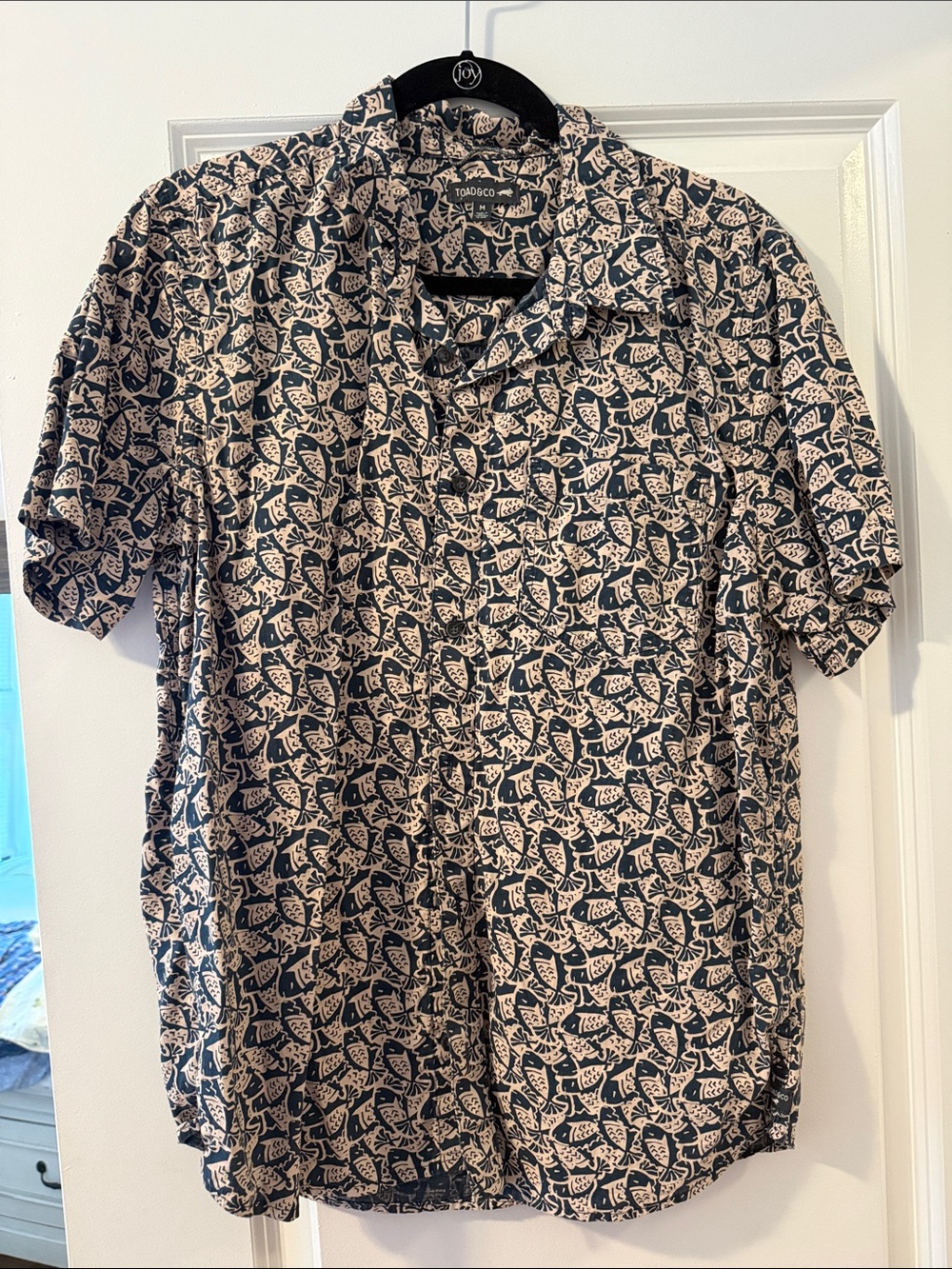 Toad&Co Navy and Cream Leaf-Print Short Sleeve Button-Down Shirt